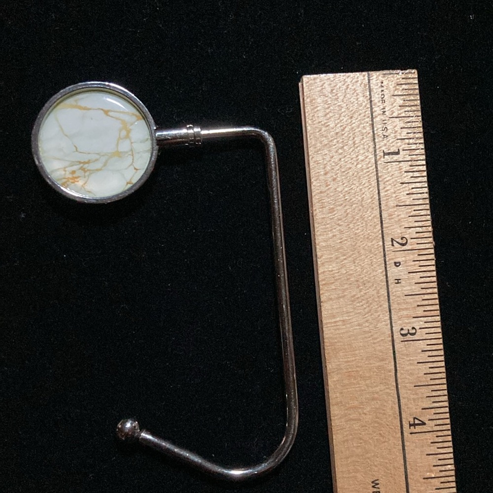 Handbag table hook - Picture 2 of 3